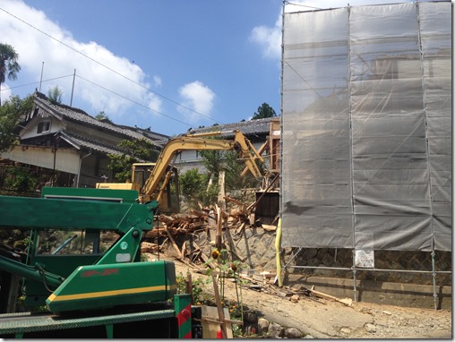 2015-07-31%2010.28.22_thumb 伊賀市腰山の古民家解体現場です
