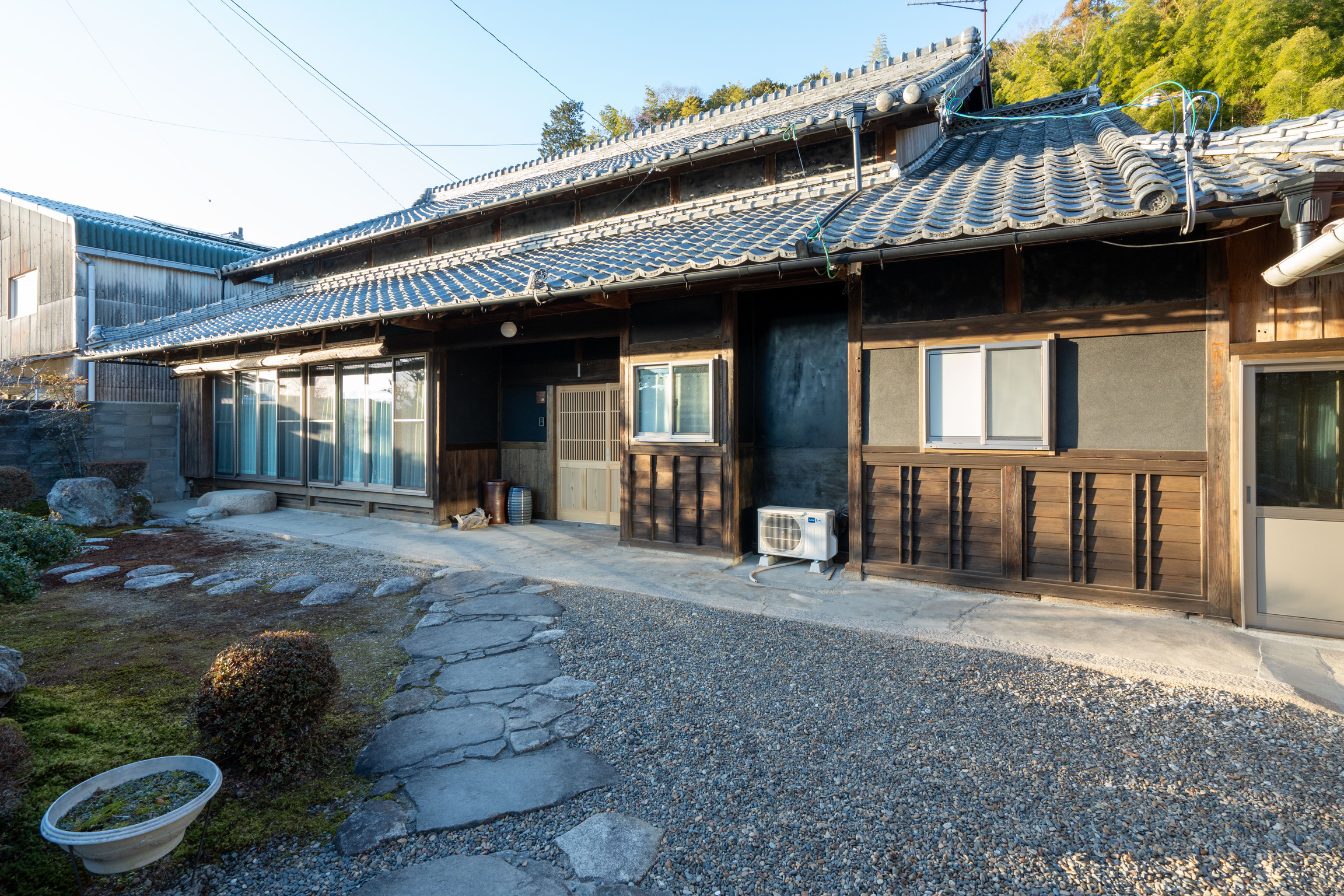 過去と未来を編み直す再生の軌跡。
