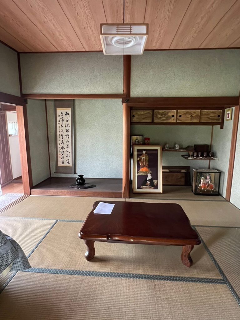 button-only@2x 一つ一つ部屋が仕上がってきてます！