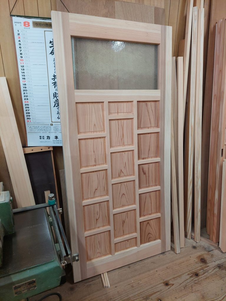 button-only@2x 古民家と新しい建具