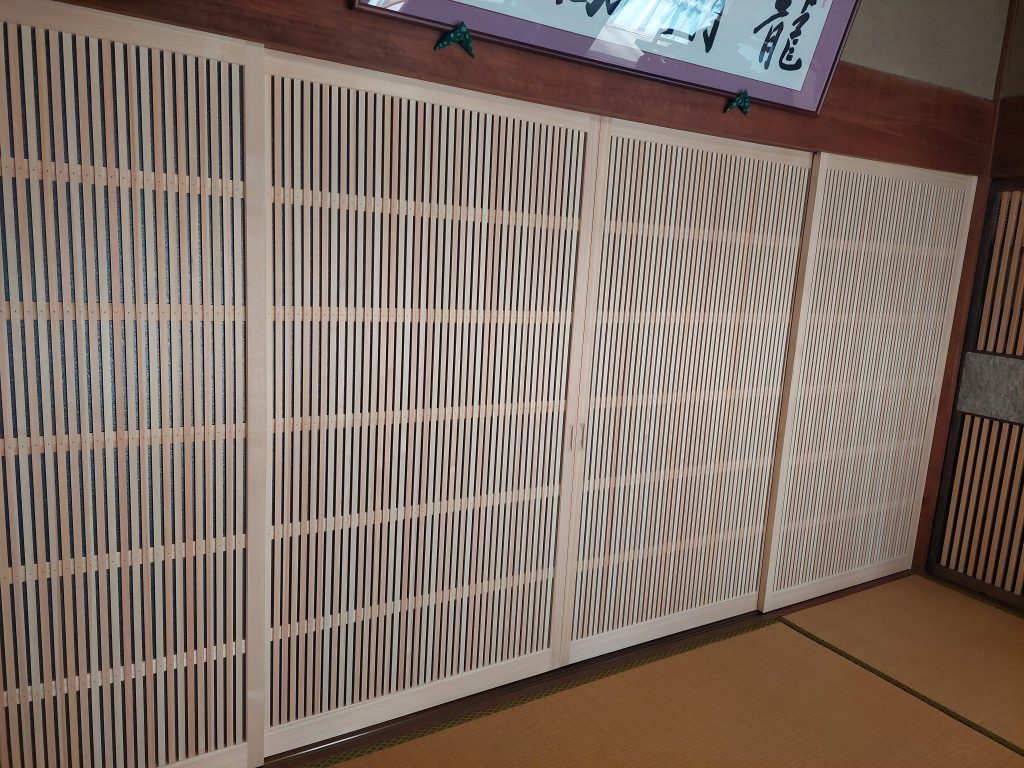 20260210_110133-1024x768 千本格子の建具が完成しました